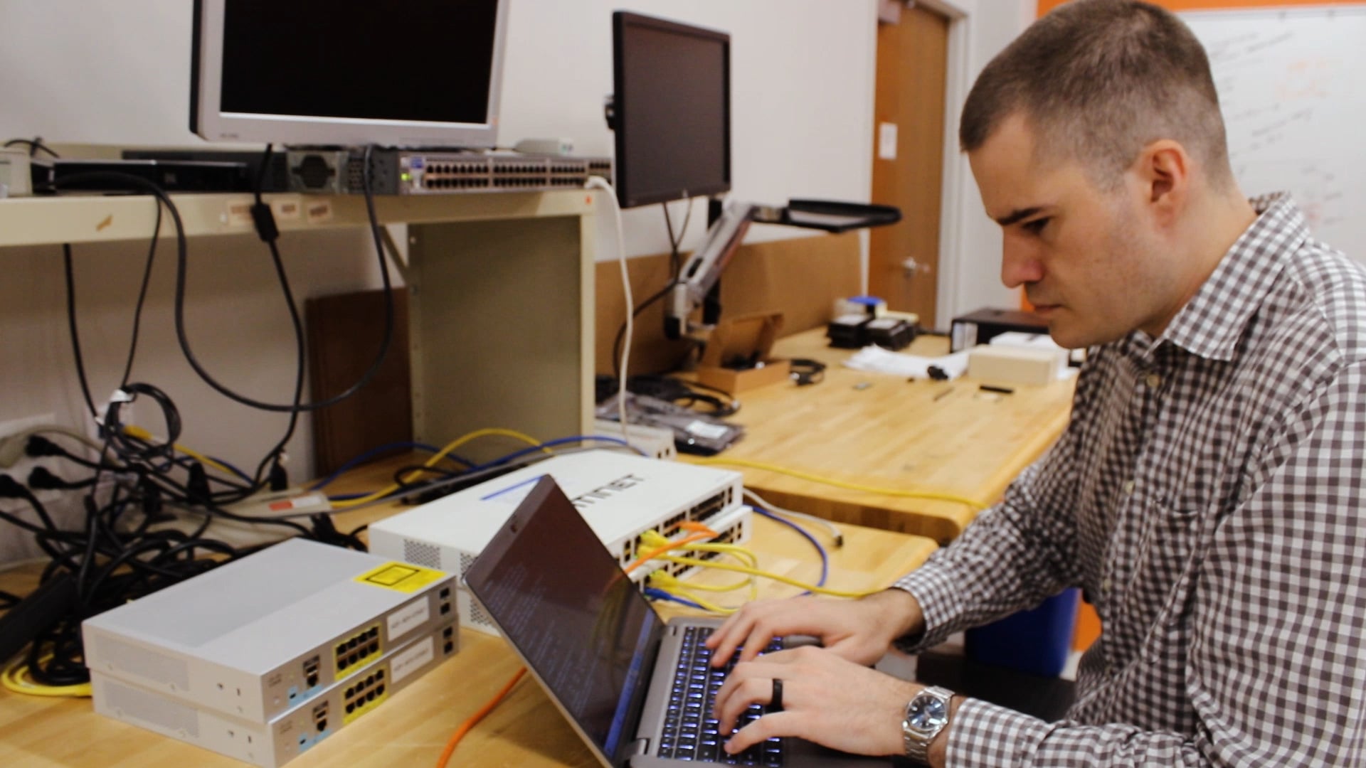 Proactive Vs. Reactive IT Support: Do The Differences Matter?