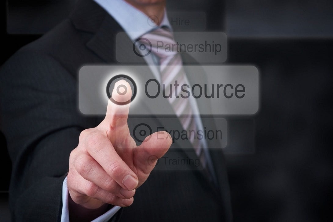 Why Are More Small And Medium-Sized Businesses Using Managed IT?