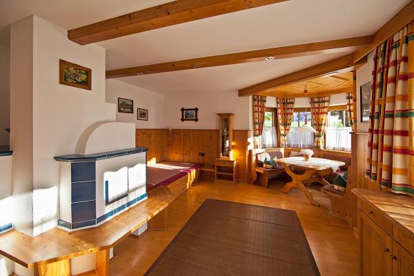 6 Person Apartment