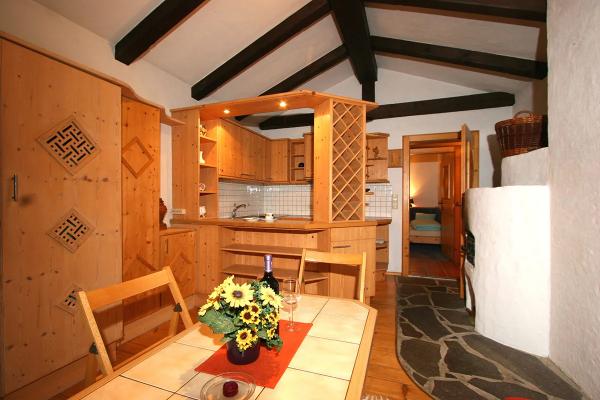 4 Person Apartment 