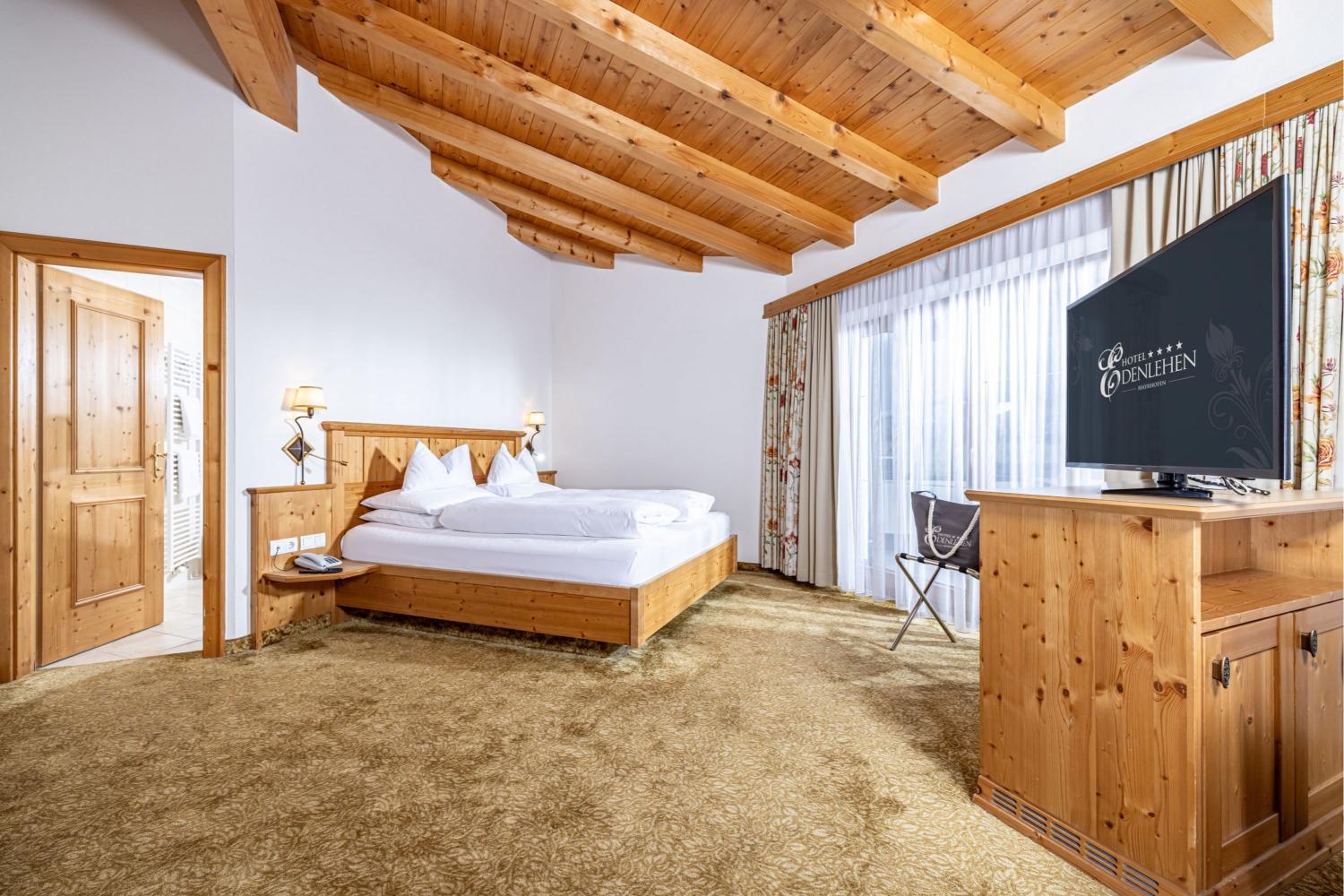 Deluxe Austrian Twin/Double Room