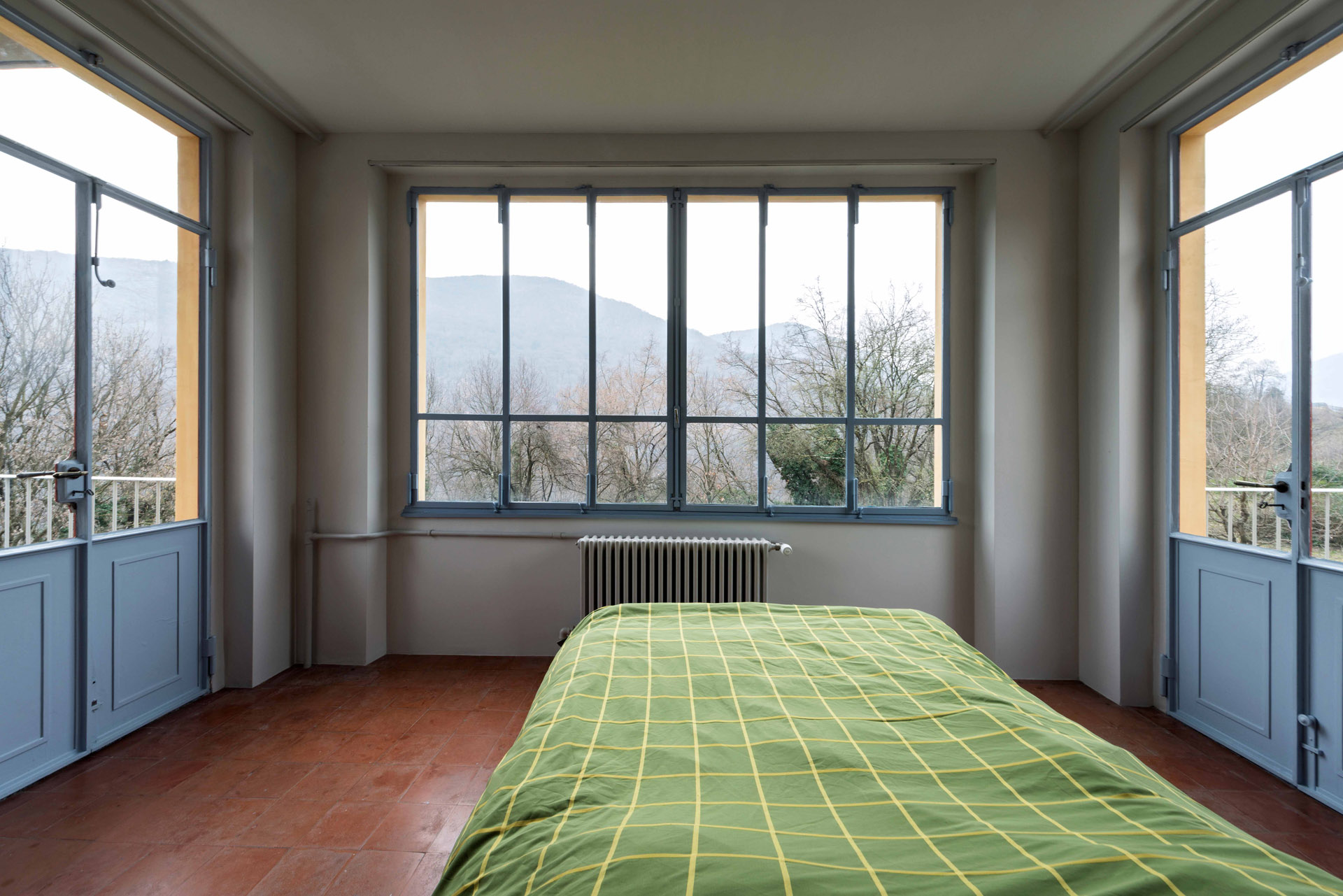 Das grosse Schlafzimmer. Foto: Claudio Bader, 2017