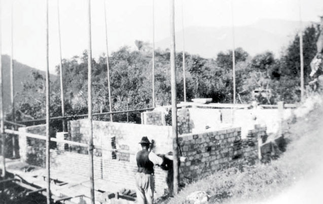 Luigi Tentori an der Arbeit 1932