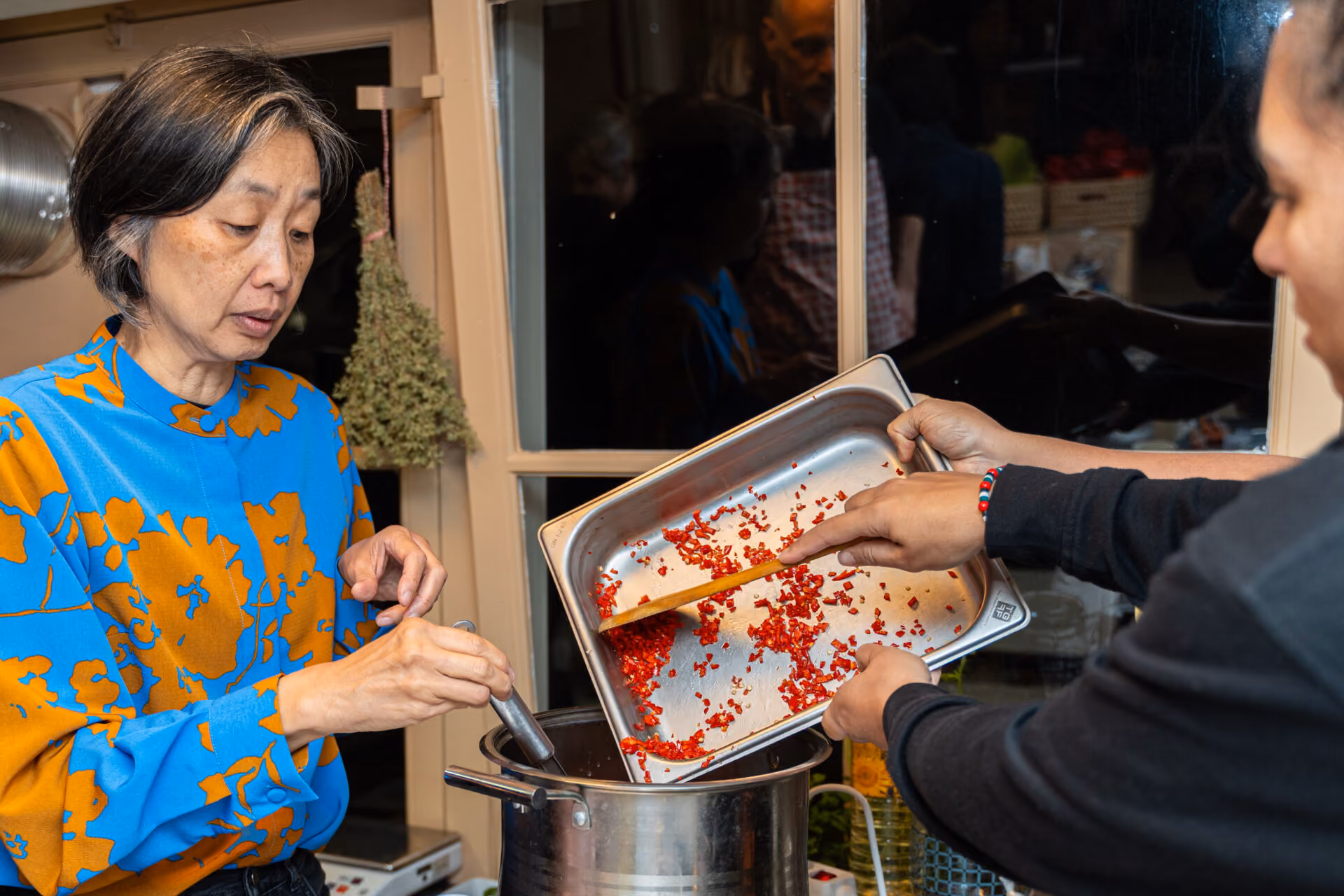 Chili-olie workshop met Pao bij Mama’s Koelkast