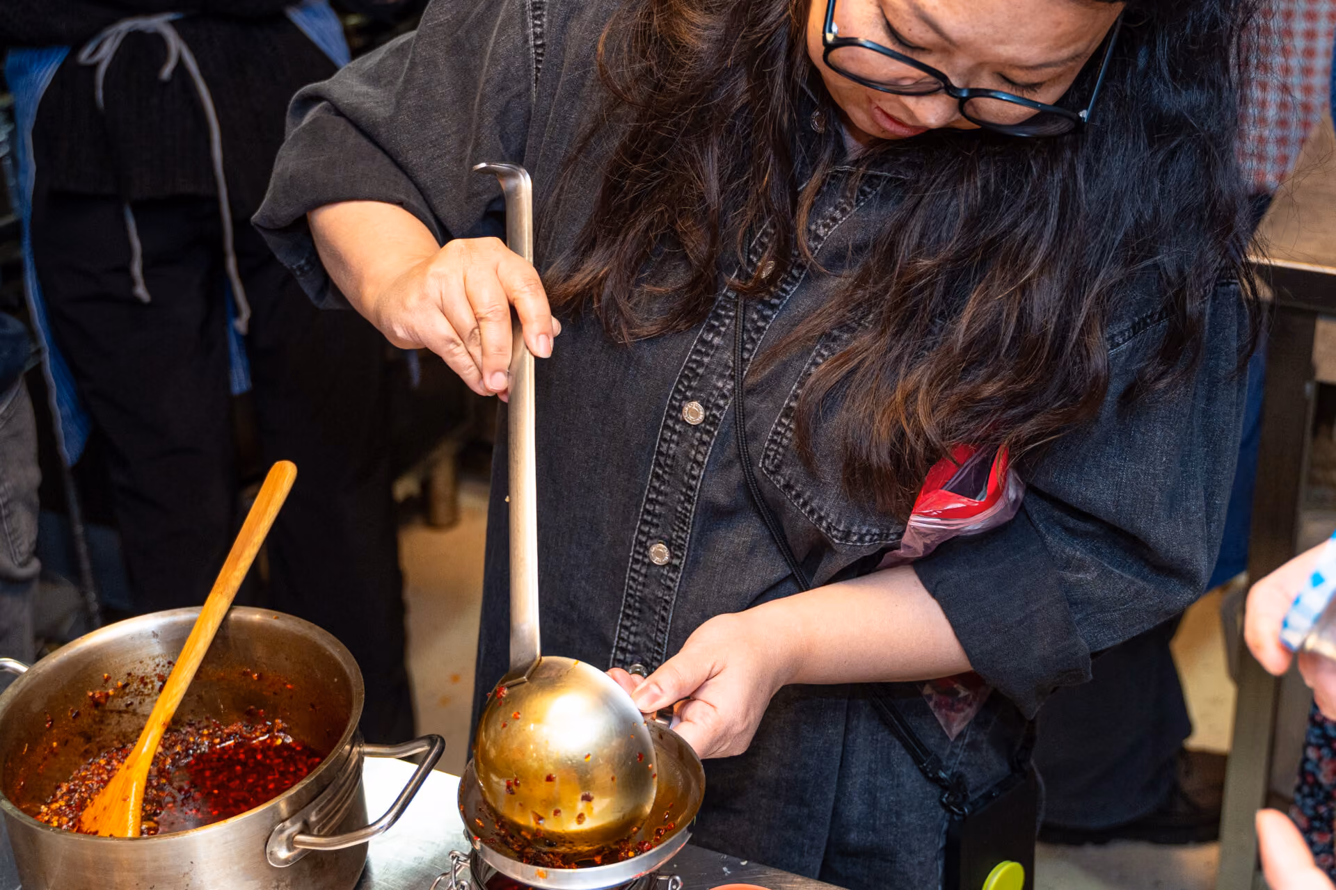 Chili-olie workshop met Pao bij Mama’s Koelkast