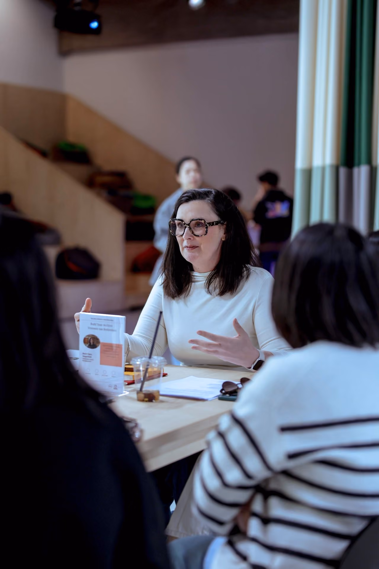 Build Your Archive: Vrouwen van Rotterdam, april 2026