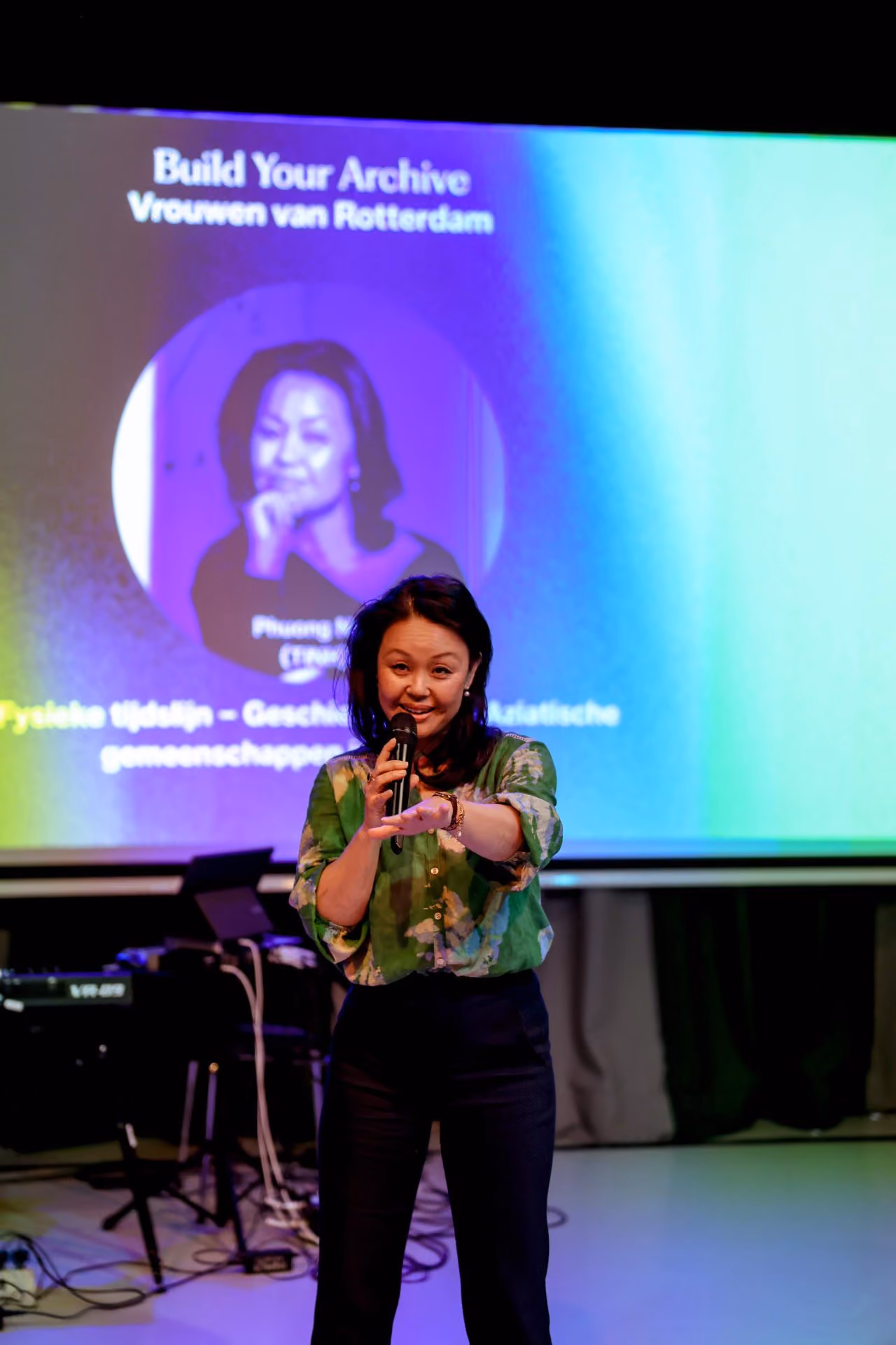 Build Your Archive: Vrouwen van Rotterdam, april 2026