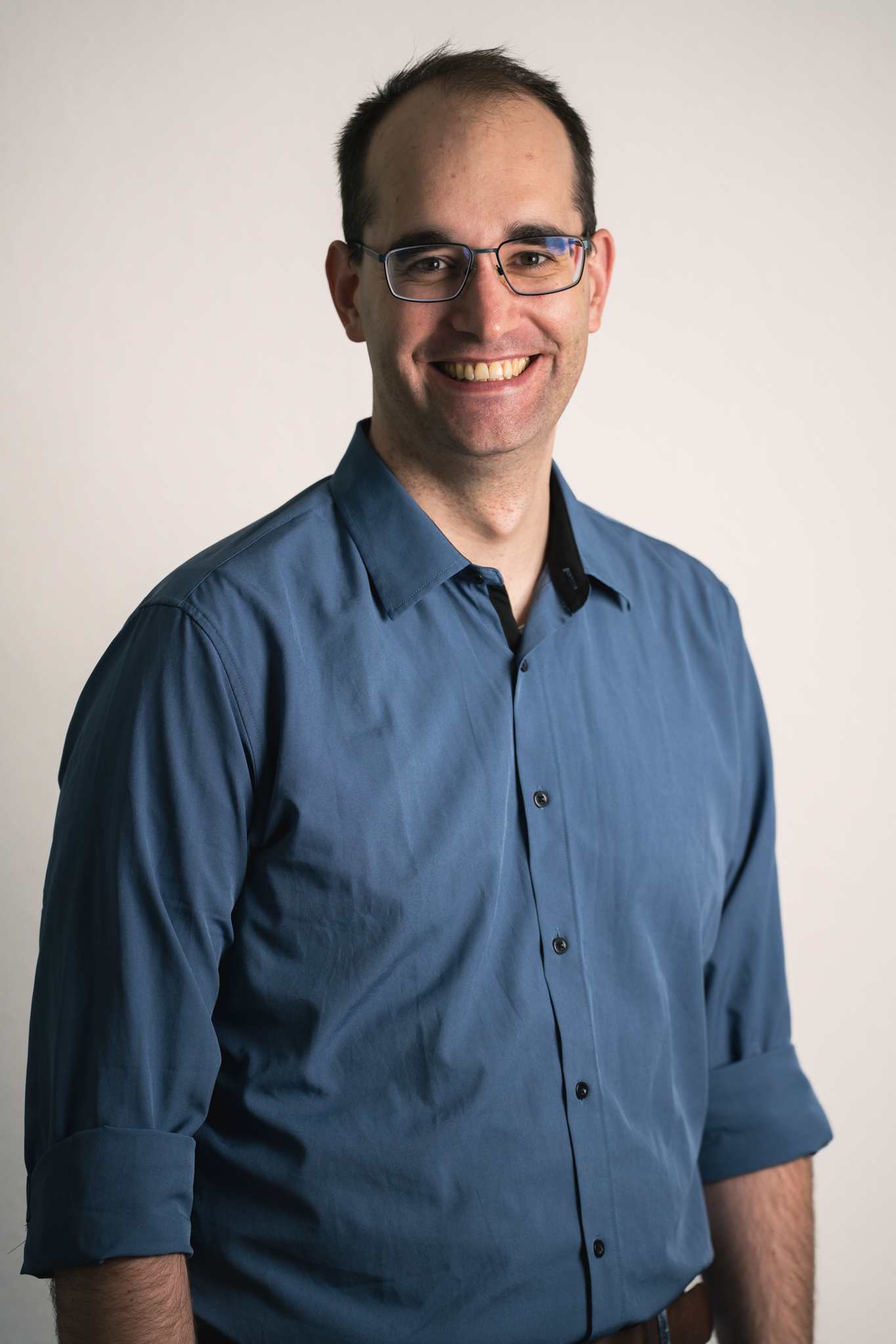 Dr. Dennis Ullrich
