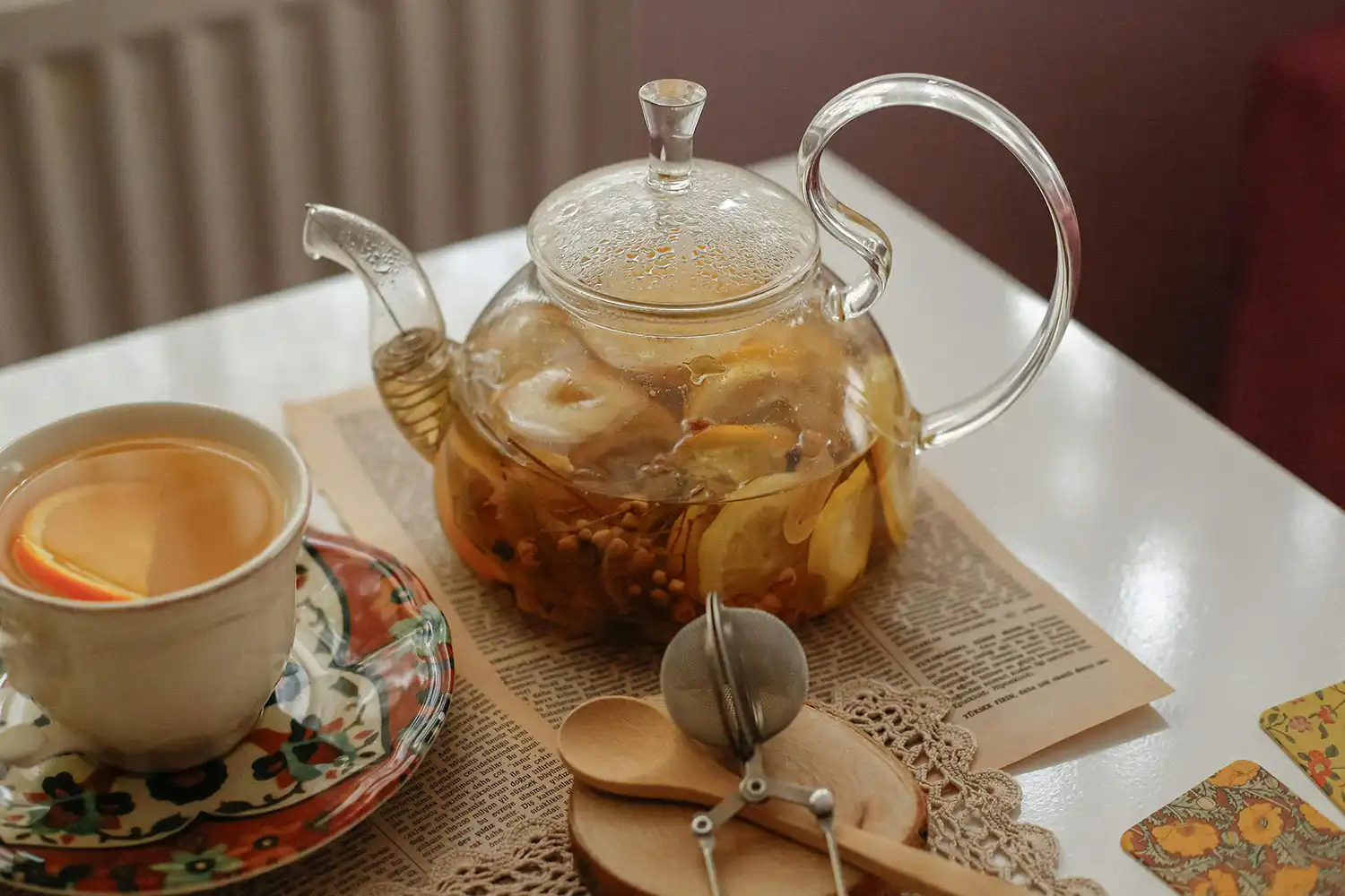 Thé infusé fruits épicés tasse saucière bien-être énergie salle sport Keepcool