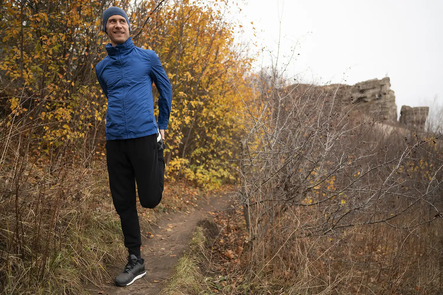 Course nature automne vêtements sportifs salle fitness extérieur