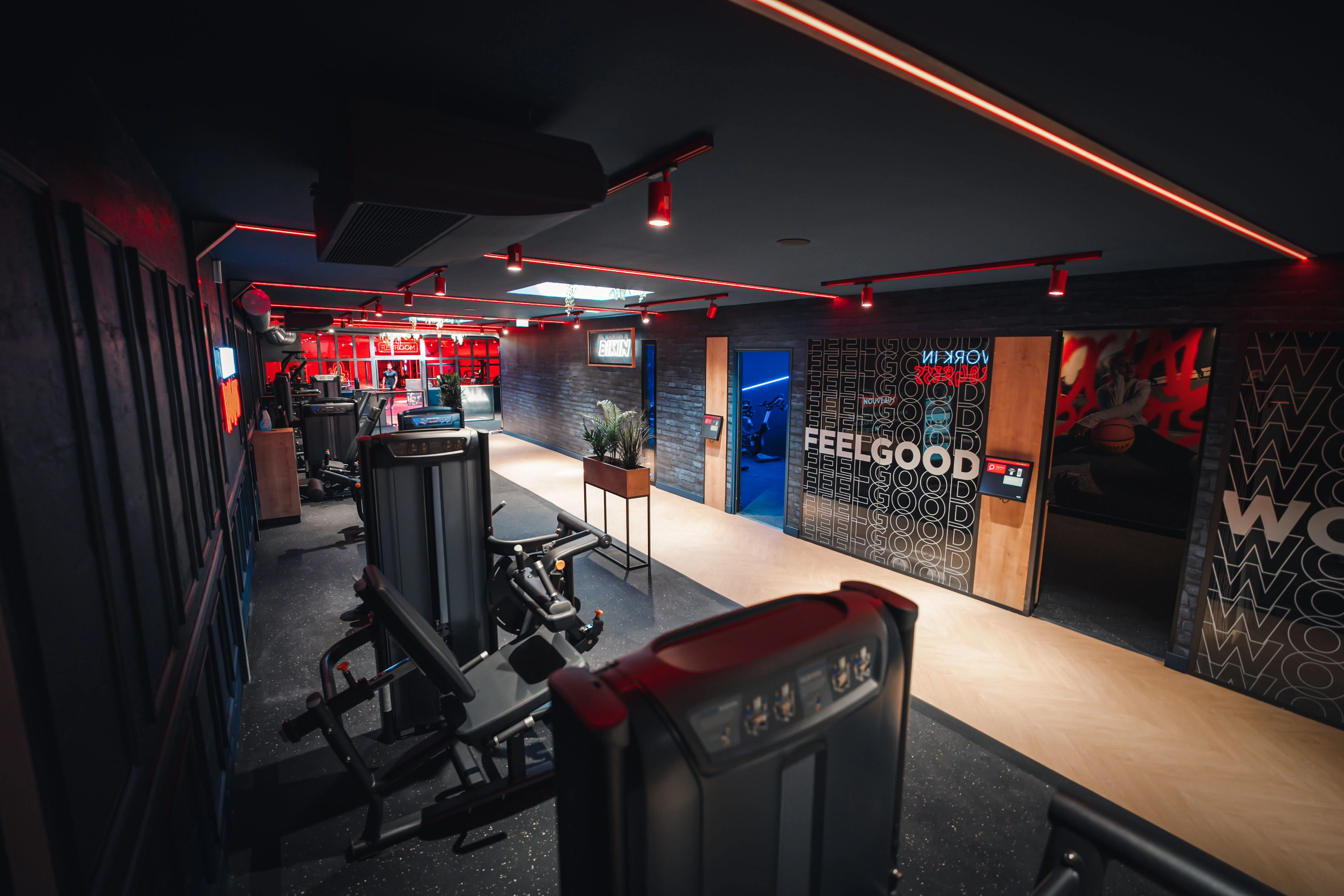 Salle Keepcool Paris 14 Denfert-Rochereau équipée musculation cardio espace moderne
