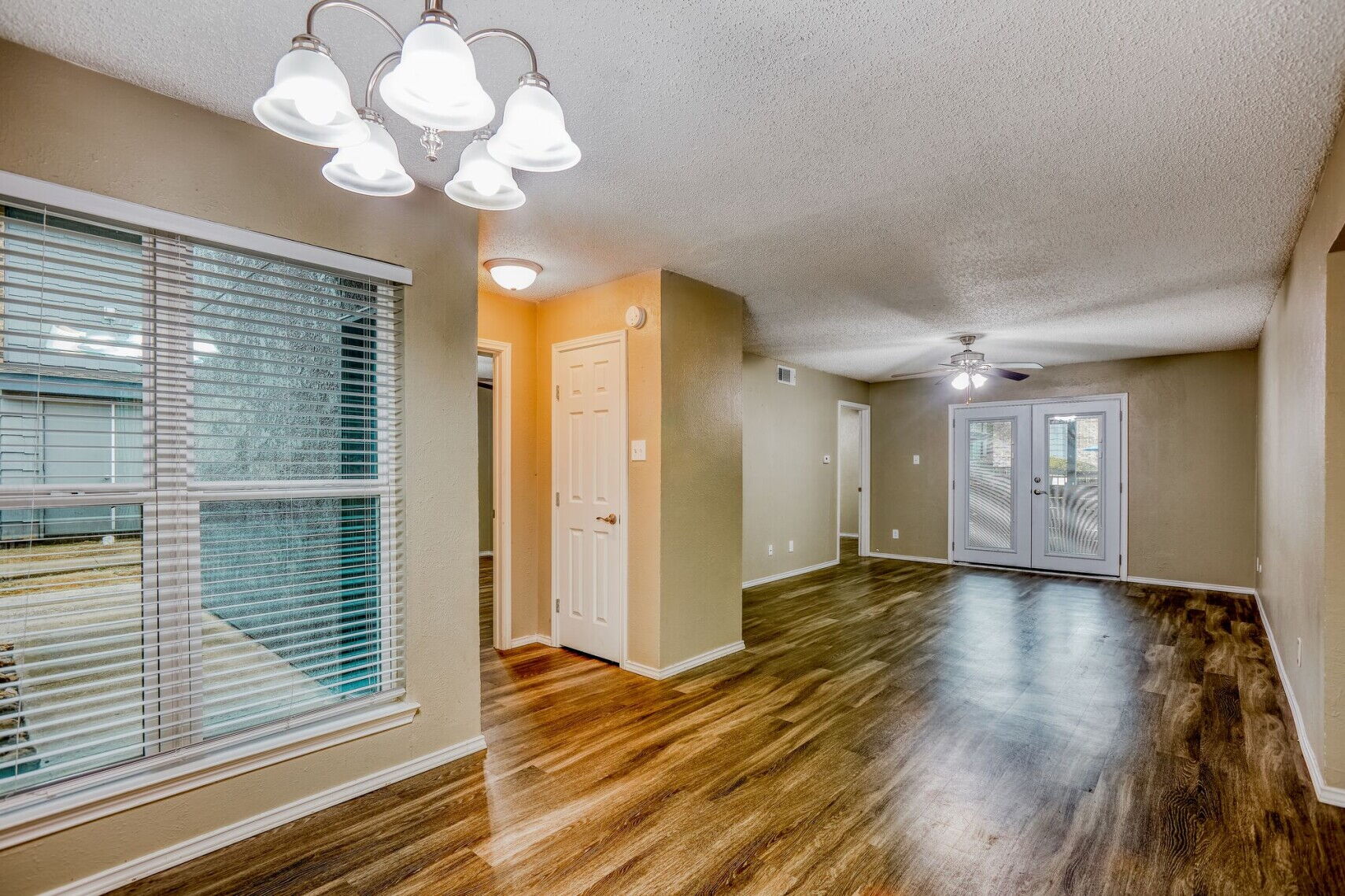 Living room at Spring Creek Apartments in Richardson, Texas
