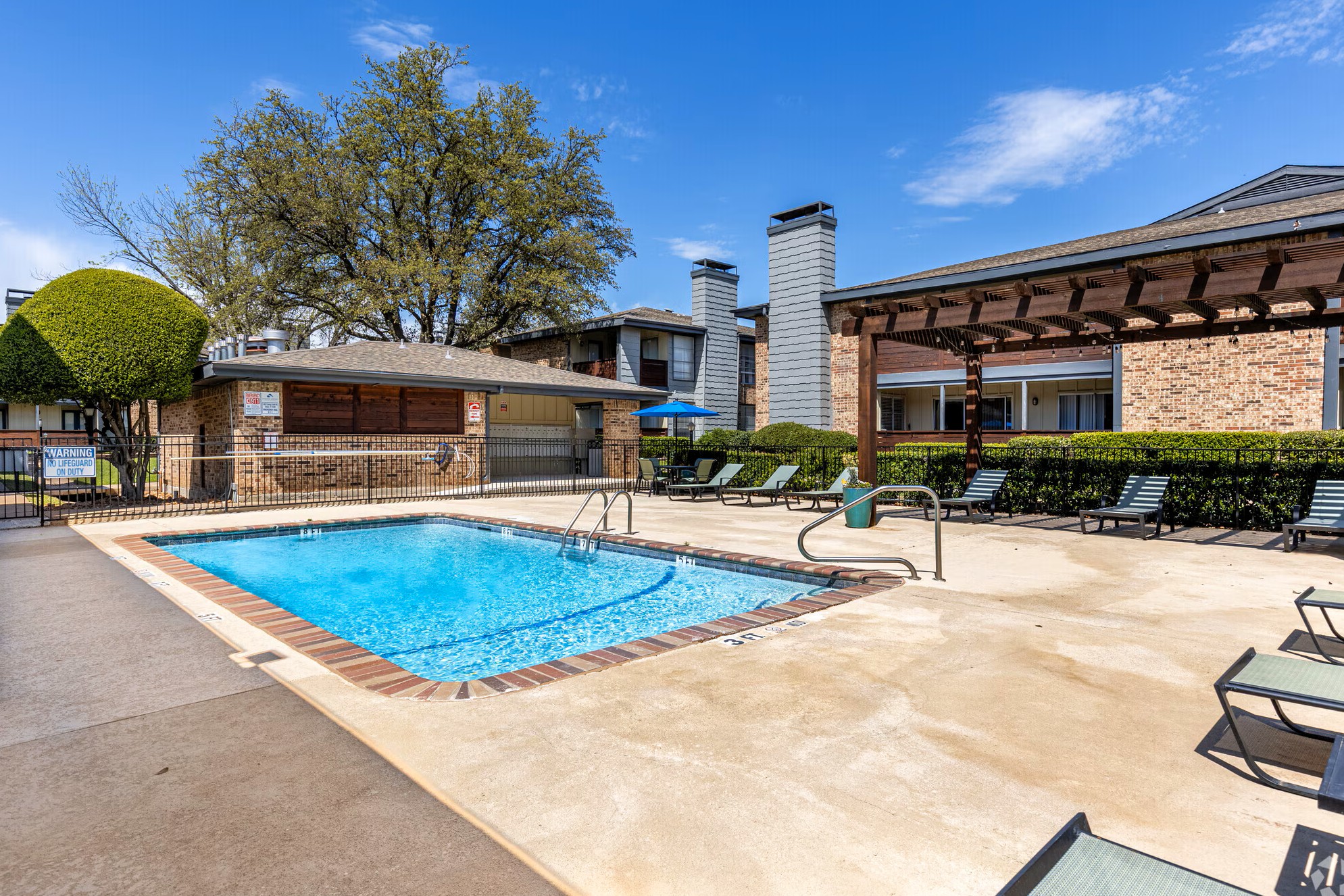 Swimming Pool at Spring Creek Apartments in Richardson, Texas