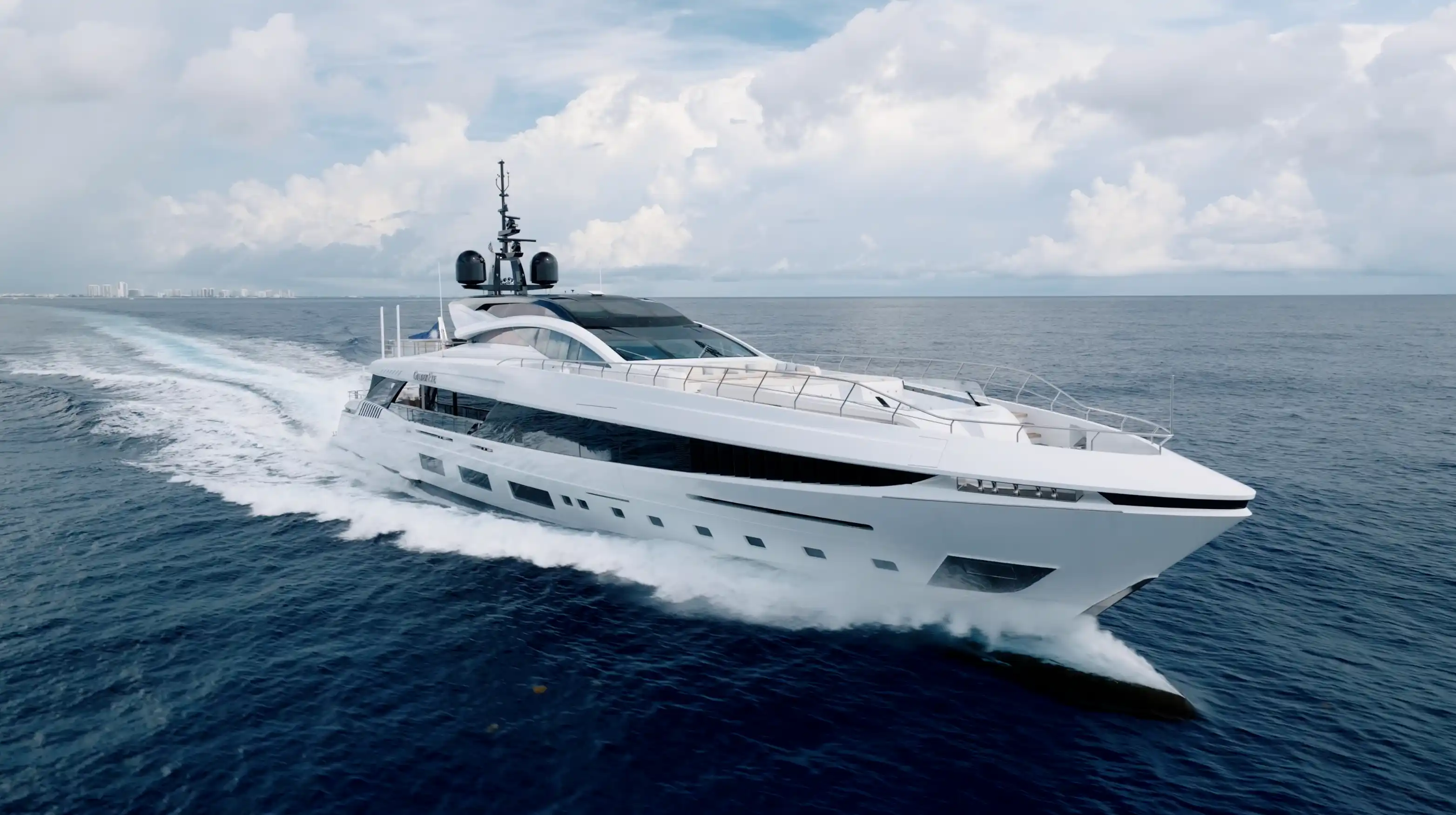 M/Y GOLDEN EYE
