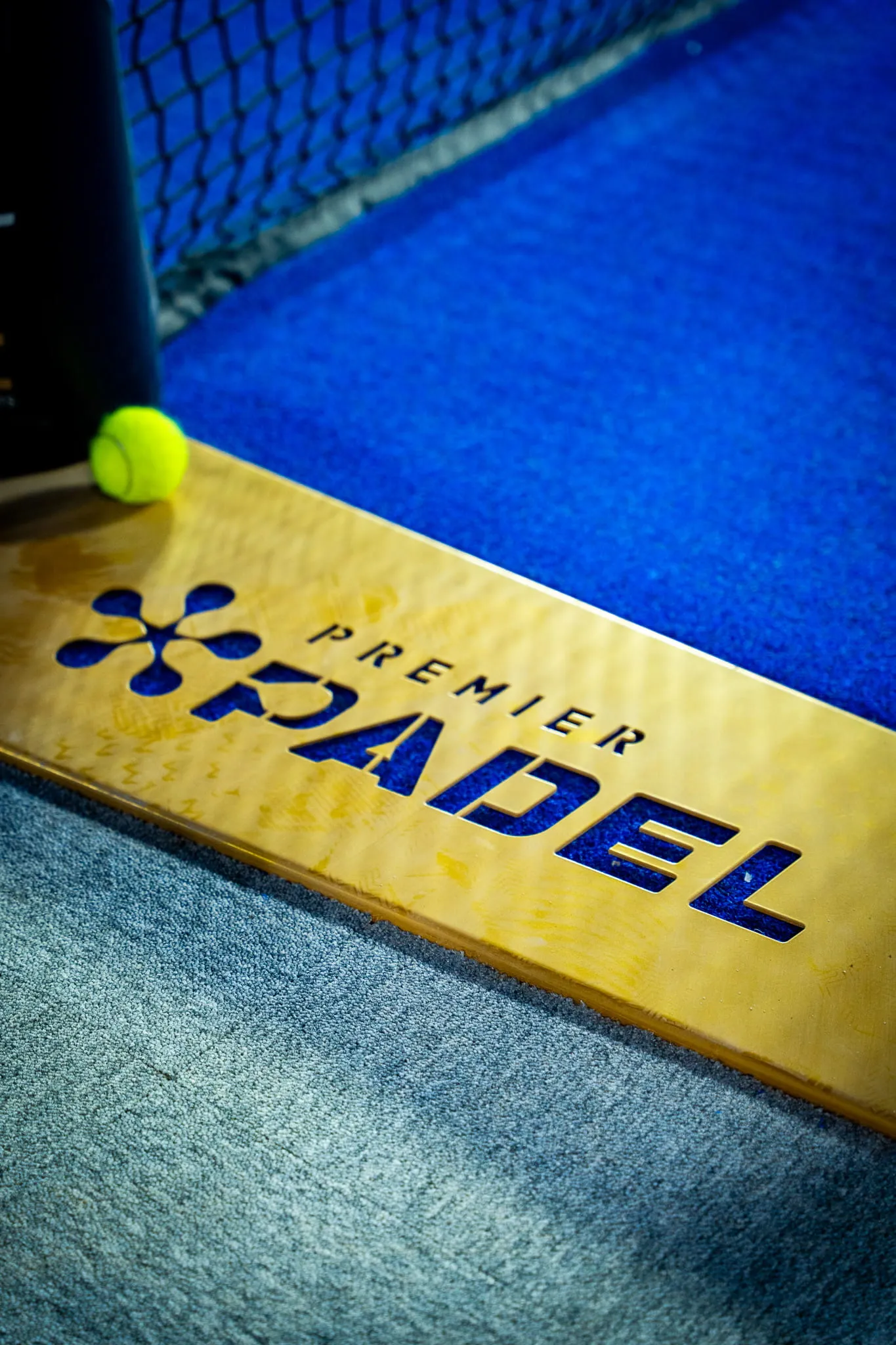 Detaliu de teren Premier Padel