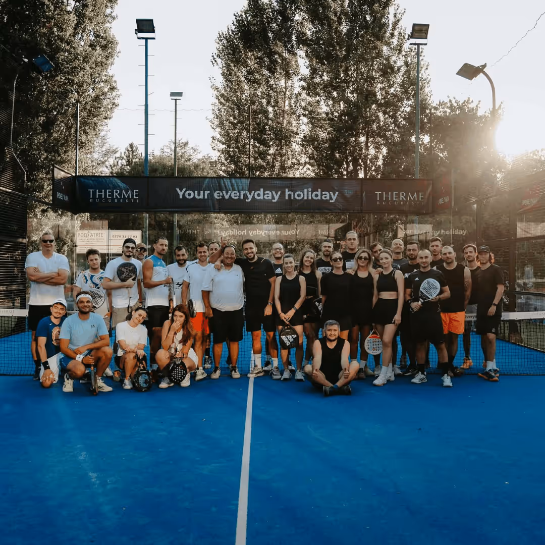 Comunitatea PADELMANIA pe terenurile din ParkLake