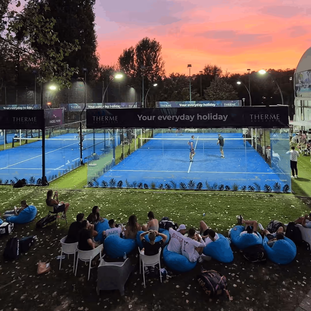 Terenurile PADELMANIA Herăstrău la apus