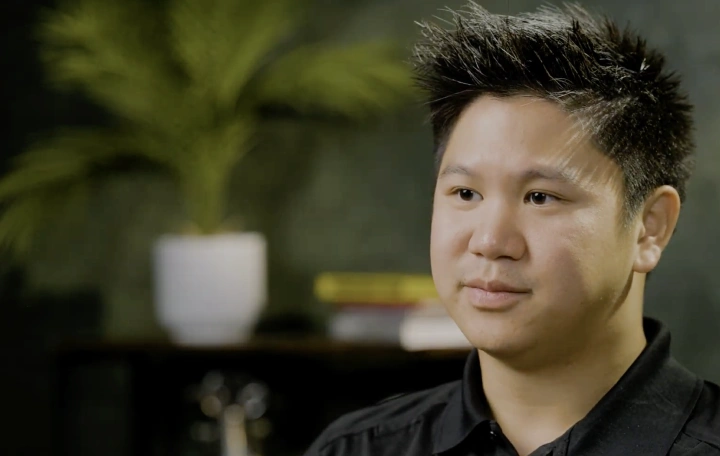 Will Zhou sharing his experience with micro1