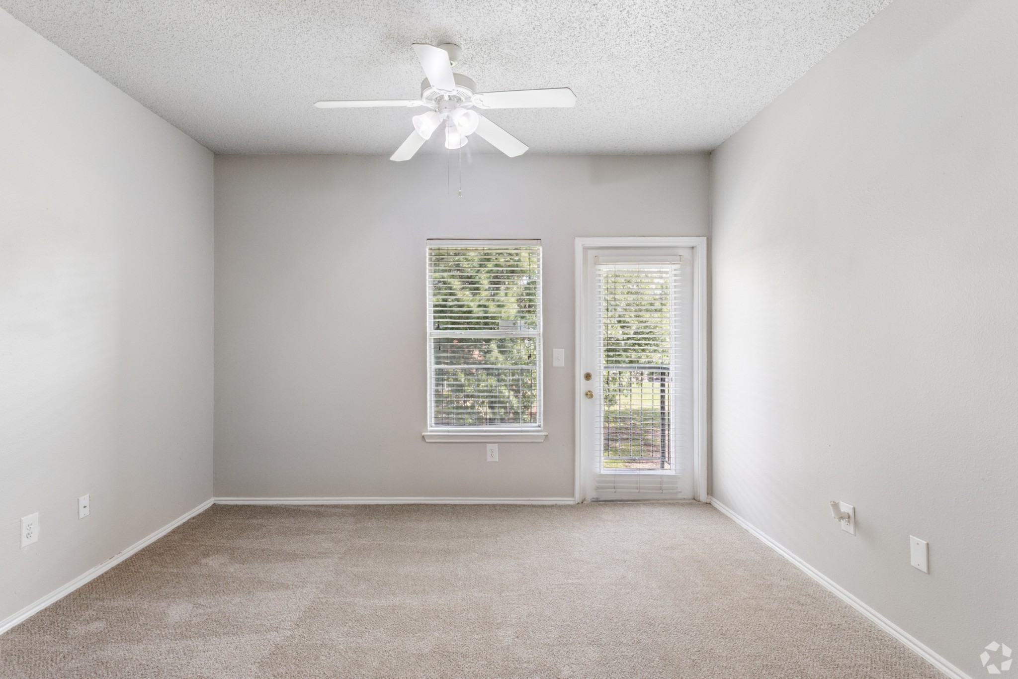 Living Room at The Ranch at Frisco Apartments in Frisco, TX