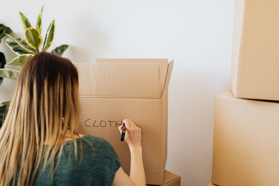 image of moving truck