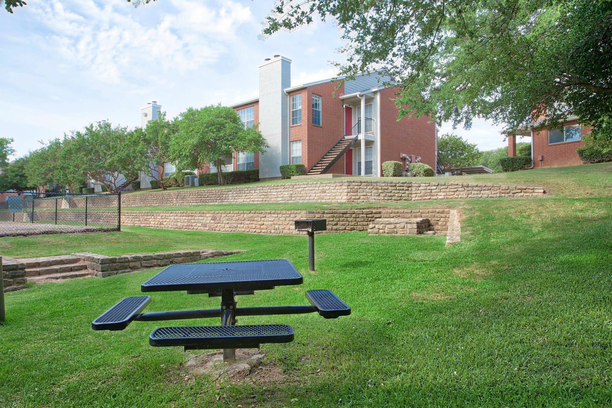 Picnic Areas at The Trails Apartments in Arlington, Texas