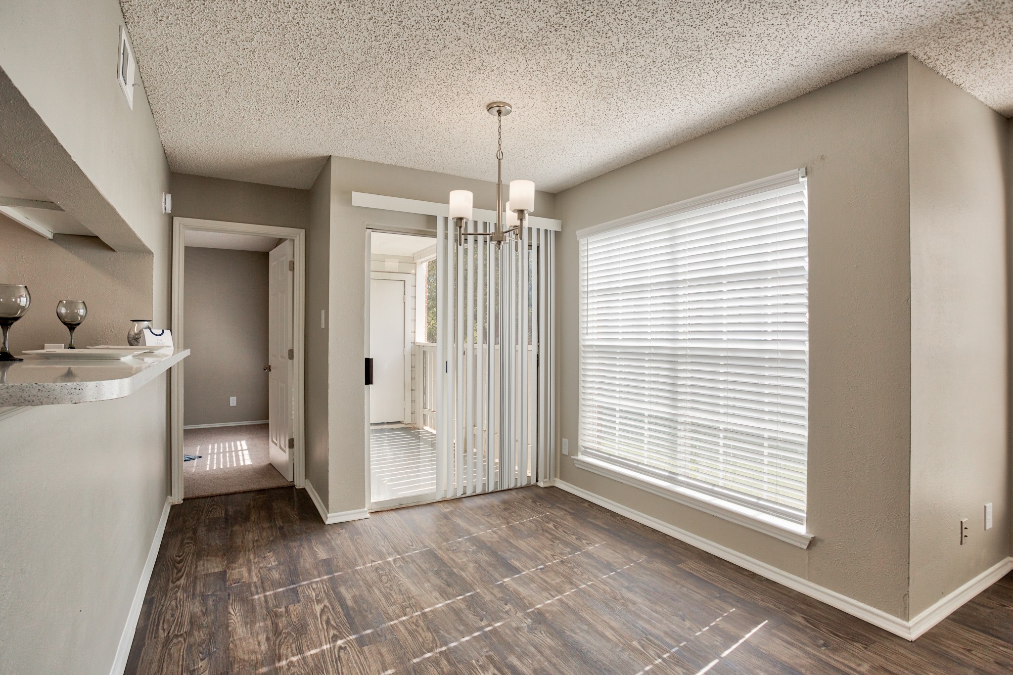 Dining Area at The Trails Apartments in Arlington, Texas