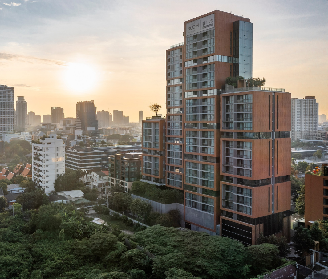 The Room Sukhumvit 38
