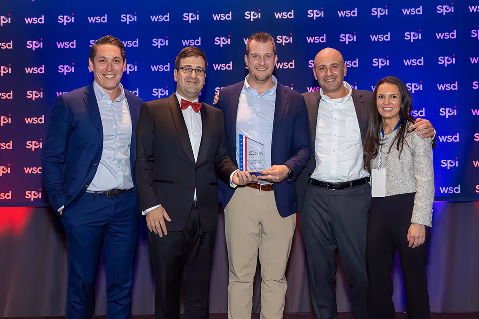 Distributor Rising Star Award winner at SP Intelligence USA 2025.