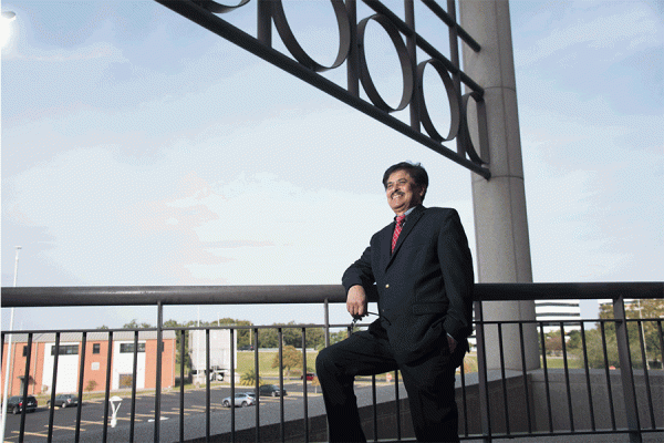 Tarun Mukherjee, whose primary expertise is in corporate finance, has established the Kali C. and Sushila B. Mukherjee Student-Managed Fund to give UNO finance majors real-world experience in portfolio management.