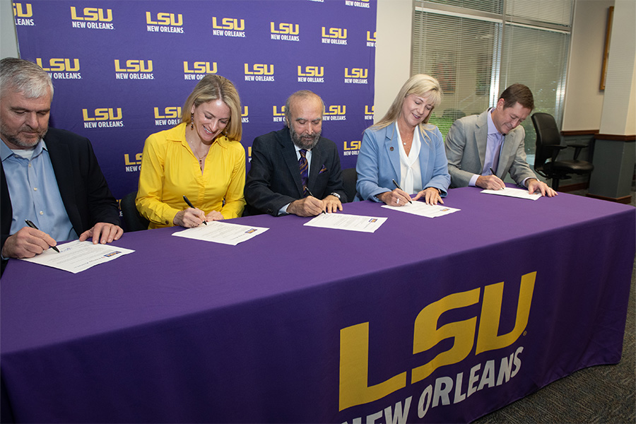 Left to right: William “Bill” Sones, PE, Vice President and Chief Engineer, Entergy; Jeanette R. Weiland, Interim Chancellor and Chief Administrative Officer, LSU New Orleans; Parviz Rastgoufard, Ph.D., Entergy Endowed Chair for Power Systems Engineering, LSU New Orleans; Kimberly Cook-Nelson, Executive Vice President and Chief Operating Officer, Entergy; Matthew Saacks, PE, Chief Executive Officer, Ampirical.