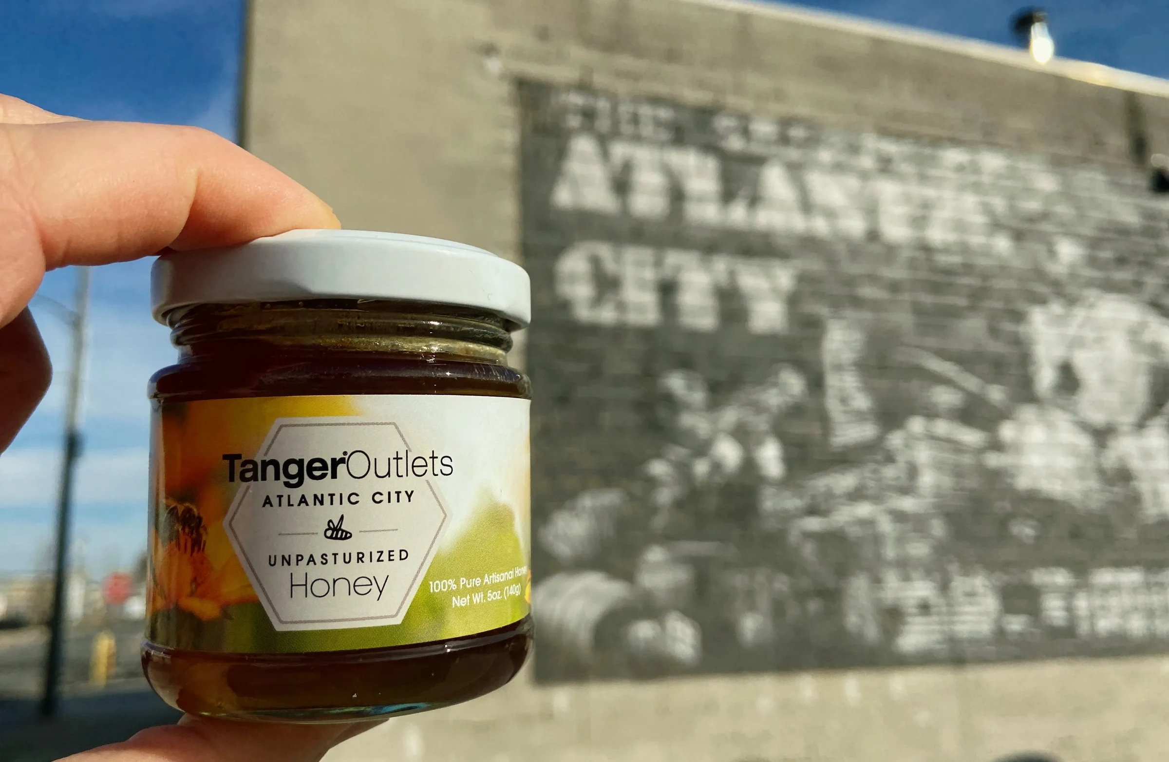 Alvéole honey jar at Tanger Outlets Atlantic City