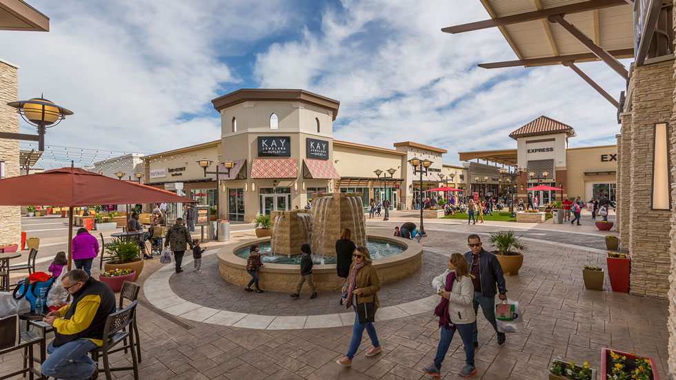 Tanger Adds New Focus to Successful Outlet Center Strategy | Nareit