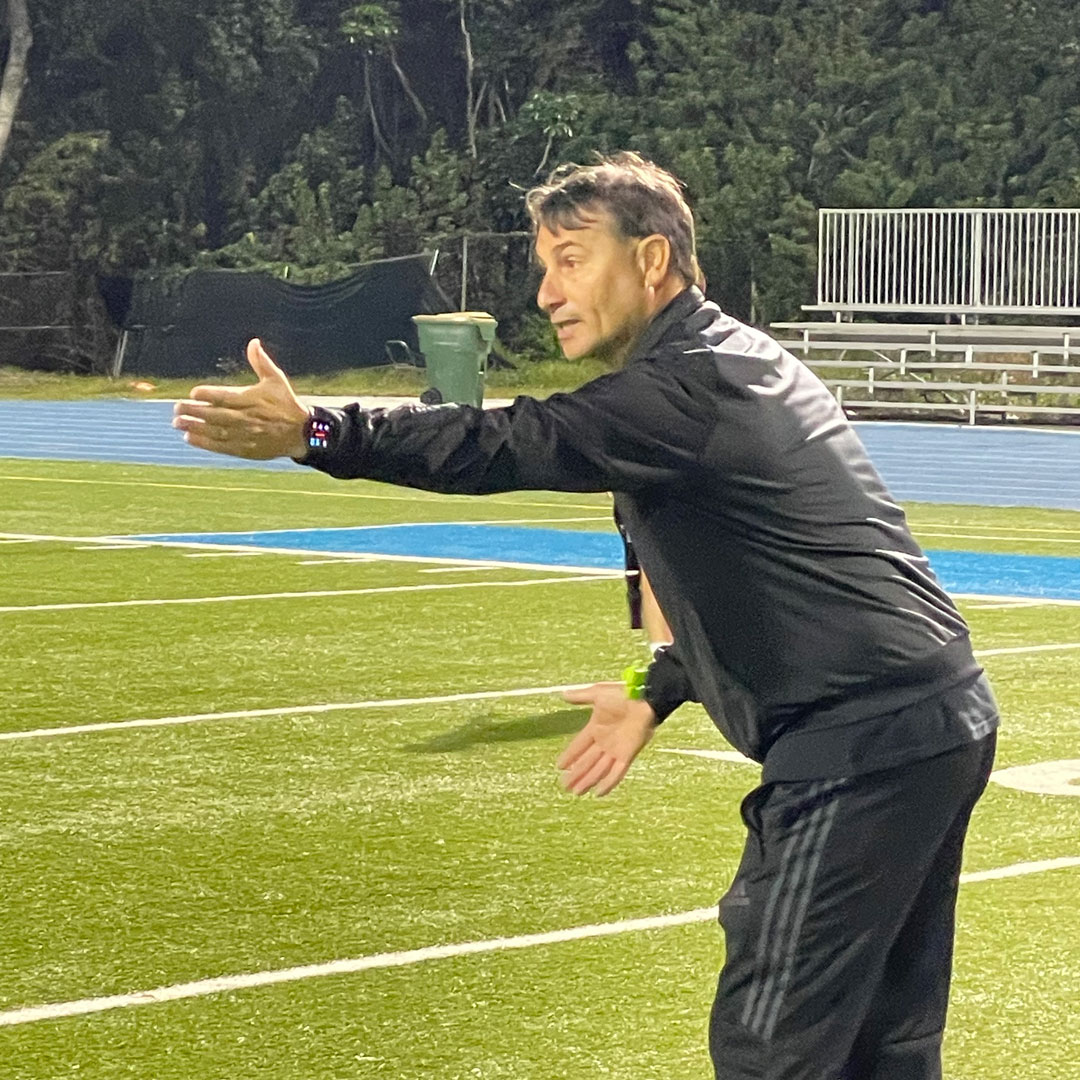 Gustavo Lemos coaching players during a Soccer PAradise FC training session.