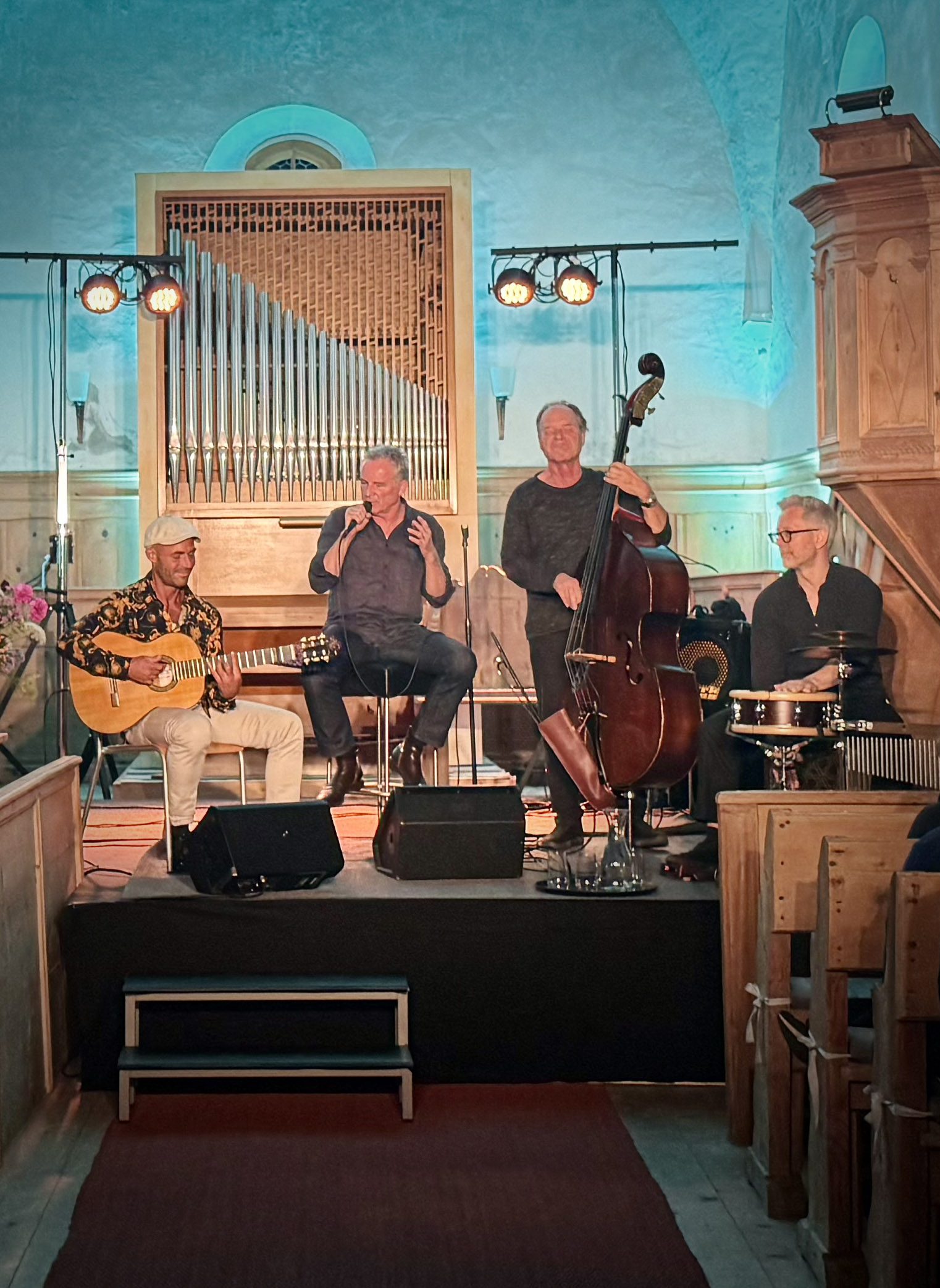 Bild von William White, Hinterrhein, Live #1