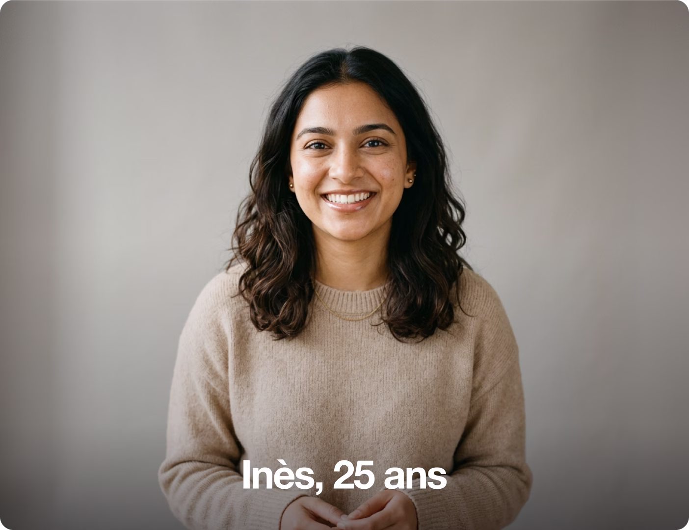 Portrait d'Inès, 25 ans, jeune diplômée propulsée vers son premier CDI dans l'industrie.