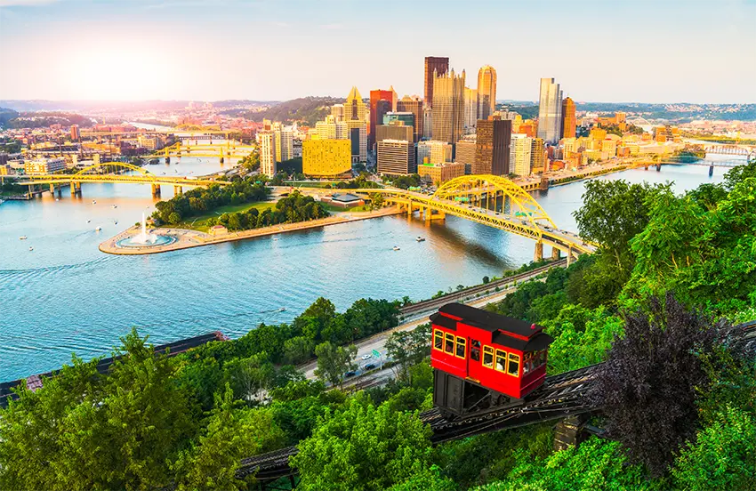 Pittsburgh, PA skyline