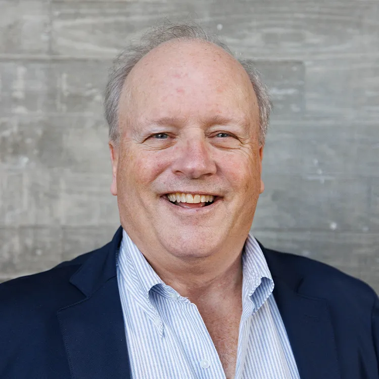 Carter Sednaoui Headshot, Chief Financial Officer, Air