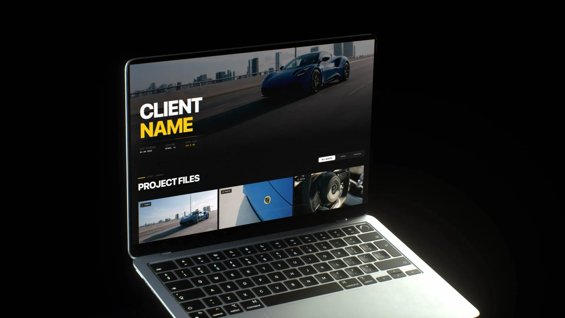 Popup window titled Share Gallery with a link and a yellow Copy button, status shows Published.