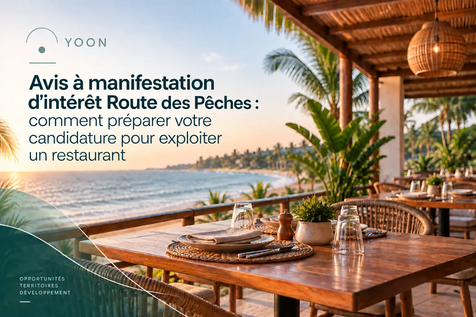 Avis à manifestation d’intérêt pour exploiter un restaurant sur la Route des Pêches au Bénin, illustré par une terrasse de restaurant en bord de mer avec vue sur l’océan