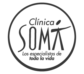 Logotipo de Clínica SOMA con el texto Los especialistas de toda la vida dentro de un círculo.