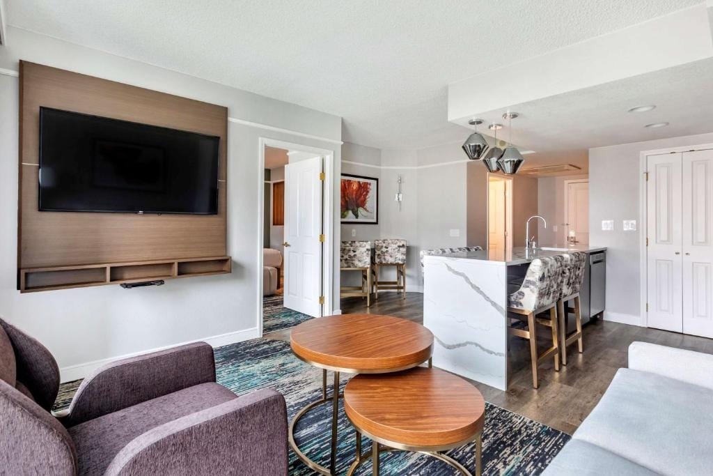 Modern King Suite | Spacious Retreat for 4 at Hilton Grand Vacations Club Flamingo Las Vegas