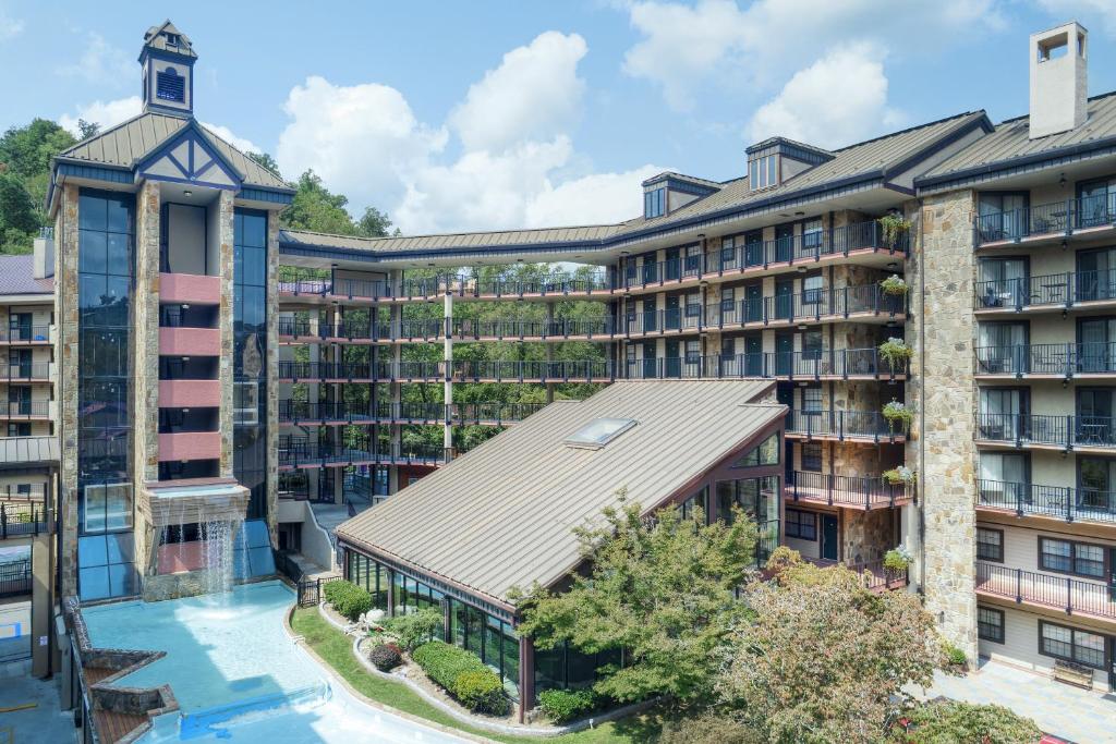 Family-Friendly 2BR Suite | Full Kitchen & Balcony at Gatlinburg Town Square Resort