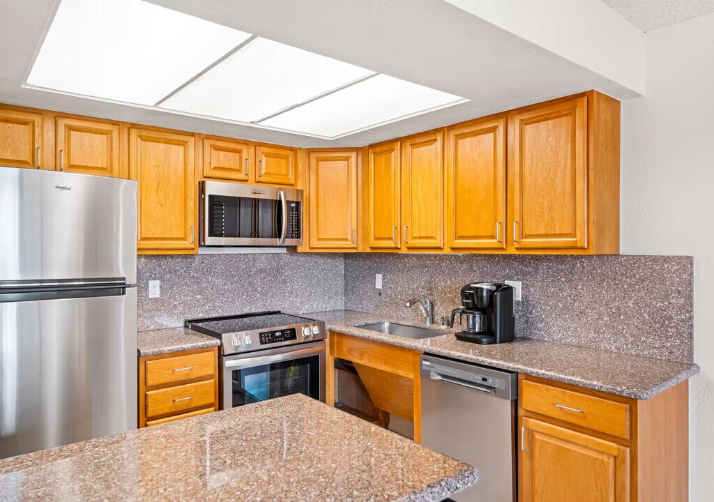 Maui Schooner 2br
