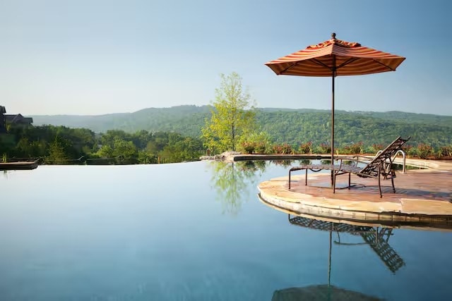 Premium 3-Bedroom Retreat | Fireplace & Sleeps 8
