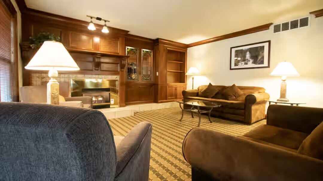 Sunburst Resort - 2 Bedroom Condo