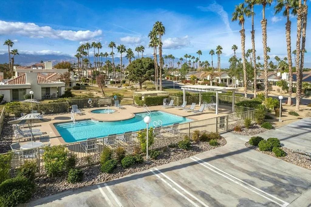 Cozy 2BR Condo w/ Pool Access & Patio at Desert Breezes Resort
