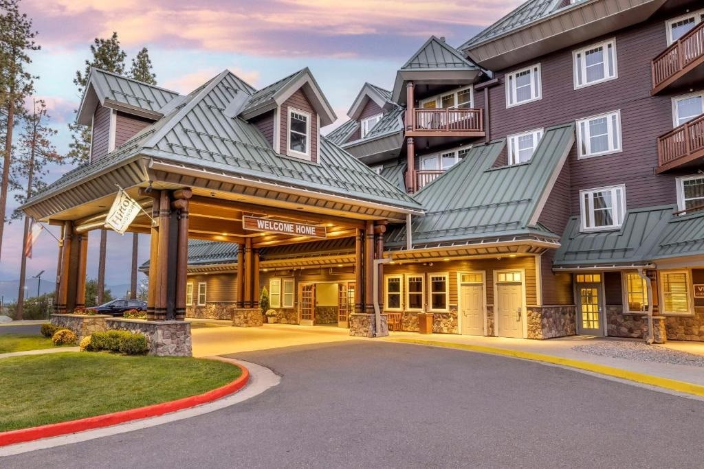 2BR Suite w/ Resort Amenities | Pool Access at Lake Tahoe Resort
