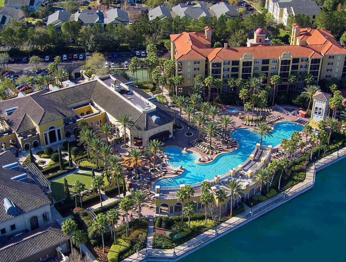 Netflix & Chill w| 12BR Pool + Tub Views & Fire at Tuscany Village