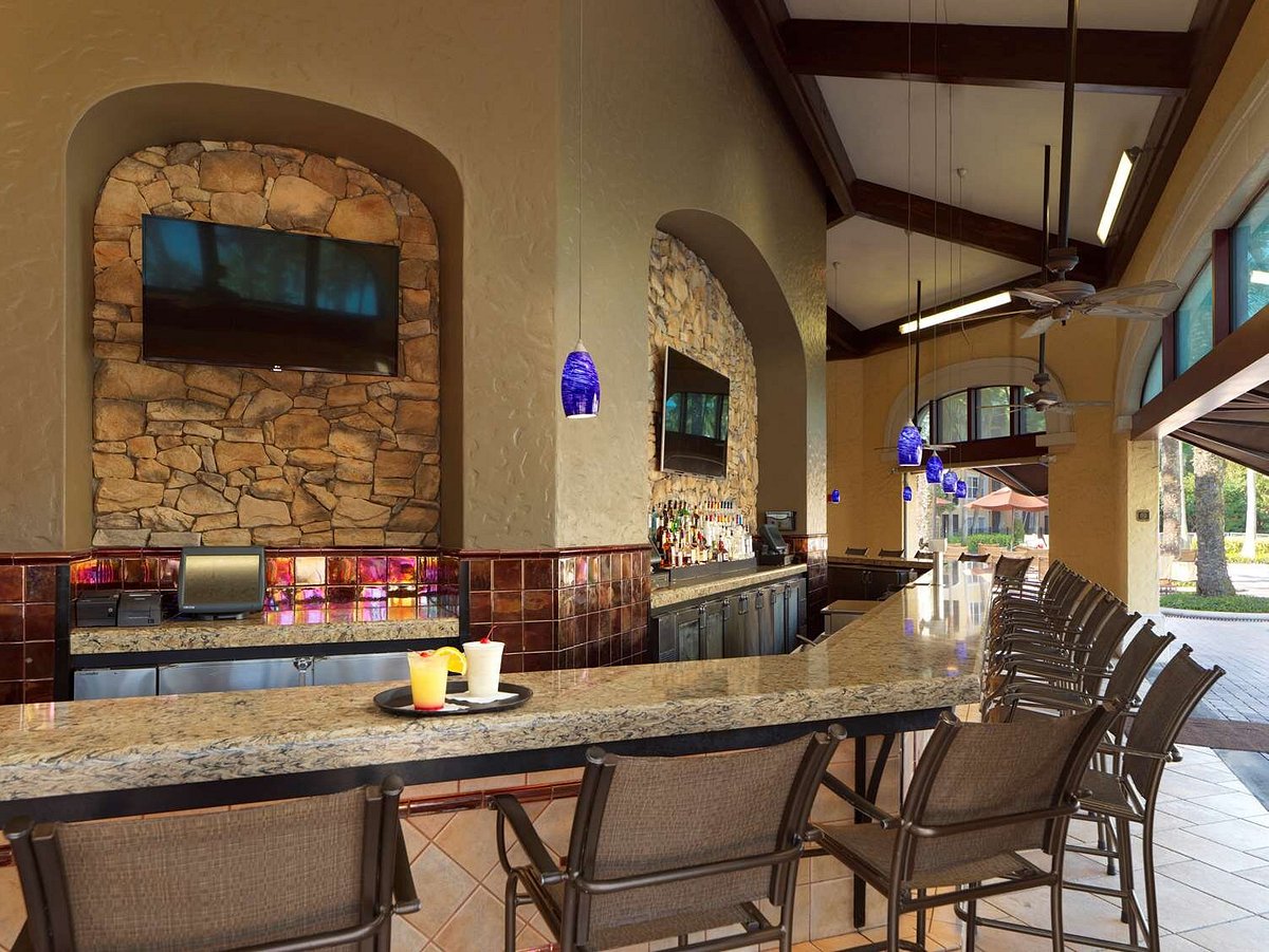 Netflix & Chill w| 12BR Pool + Tub Views & Fire