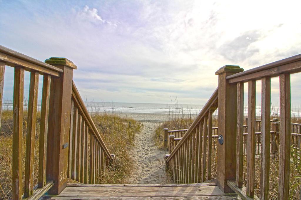 Peppertree By The Sea 3BR